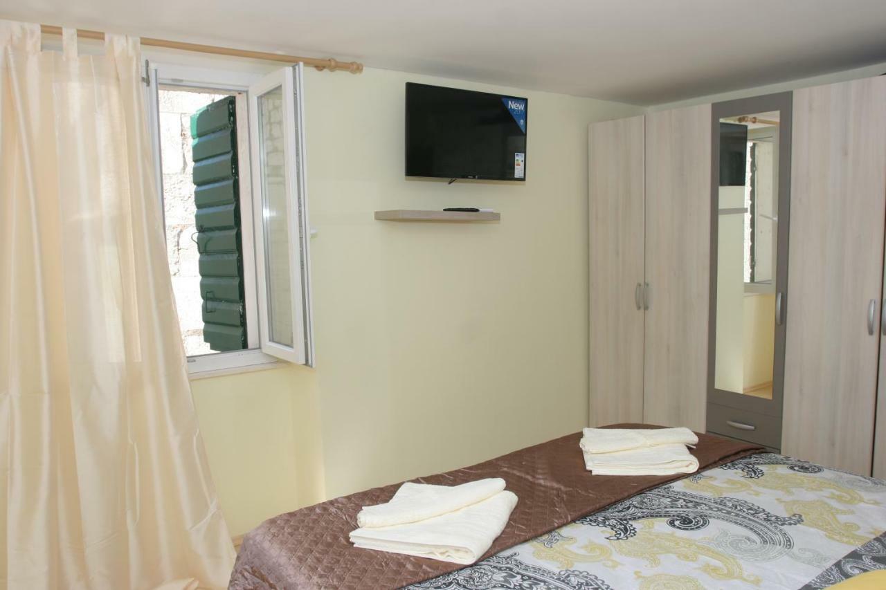 Sara Cosmo Split Apartment Luaran gambar