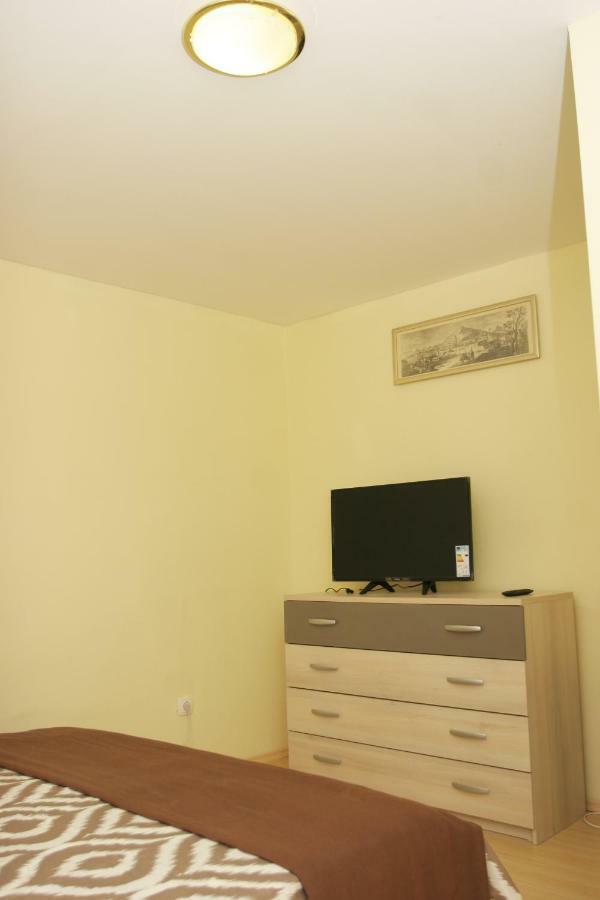Sara Cosmo Split Apartment Luaran gambar